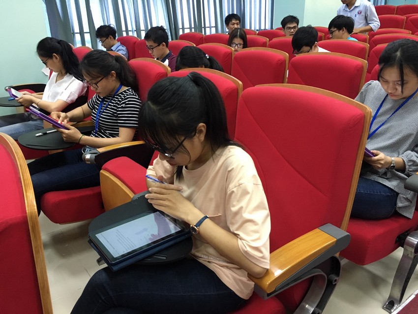 Hue University of Medicine and Pharmacy organized a Mock Test to evaluate students using UBT technology