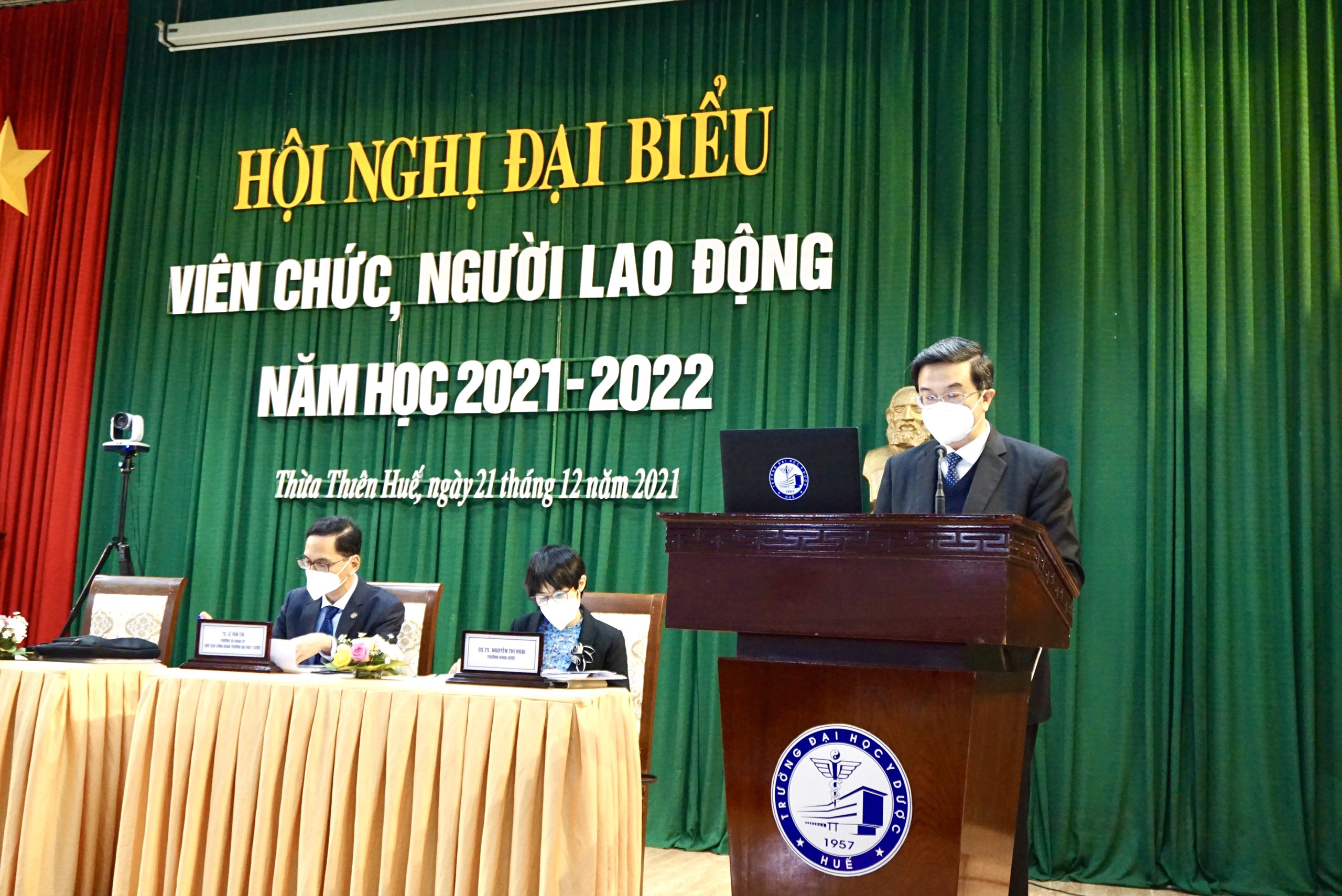 Hội nghị đại biểu viên chức, người lao động năm học 2021 – 2022