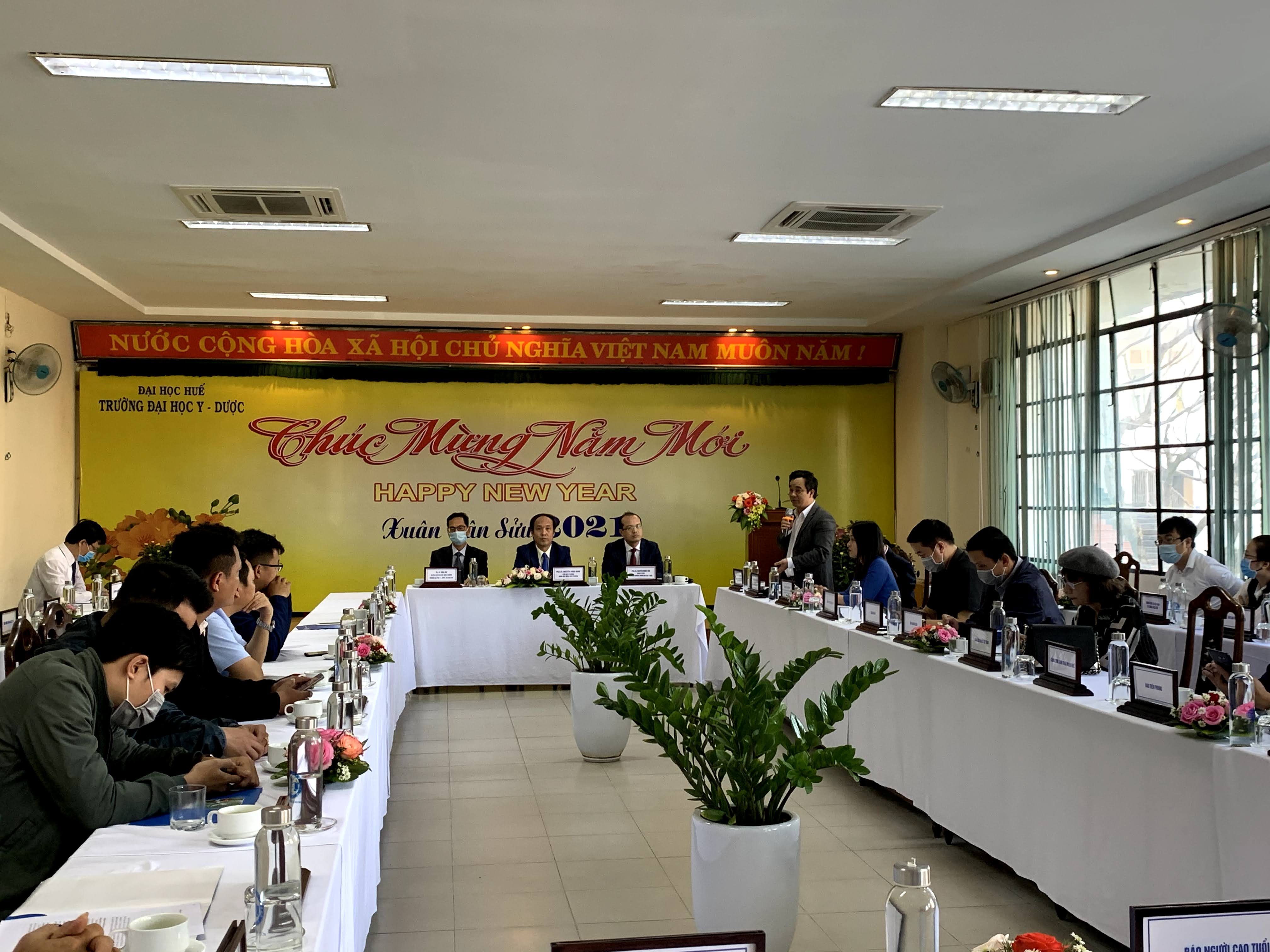 Trường Đại học Y – Dược Huế gặp mặt báo chí trên địa bàn tỉnh Thừa Thiên Huế nhân dịp Xuân Tân Sửu 2021