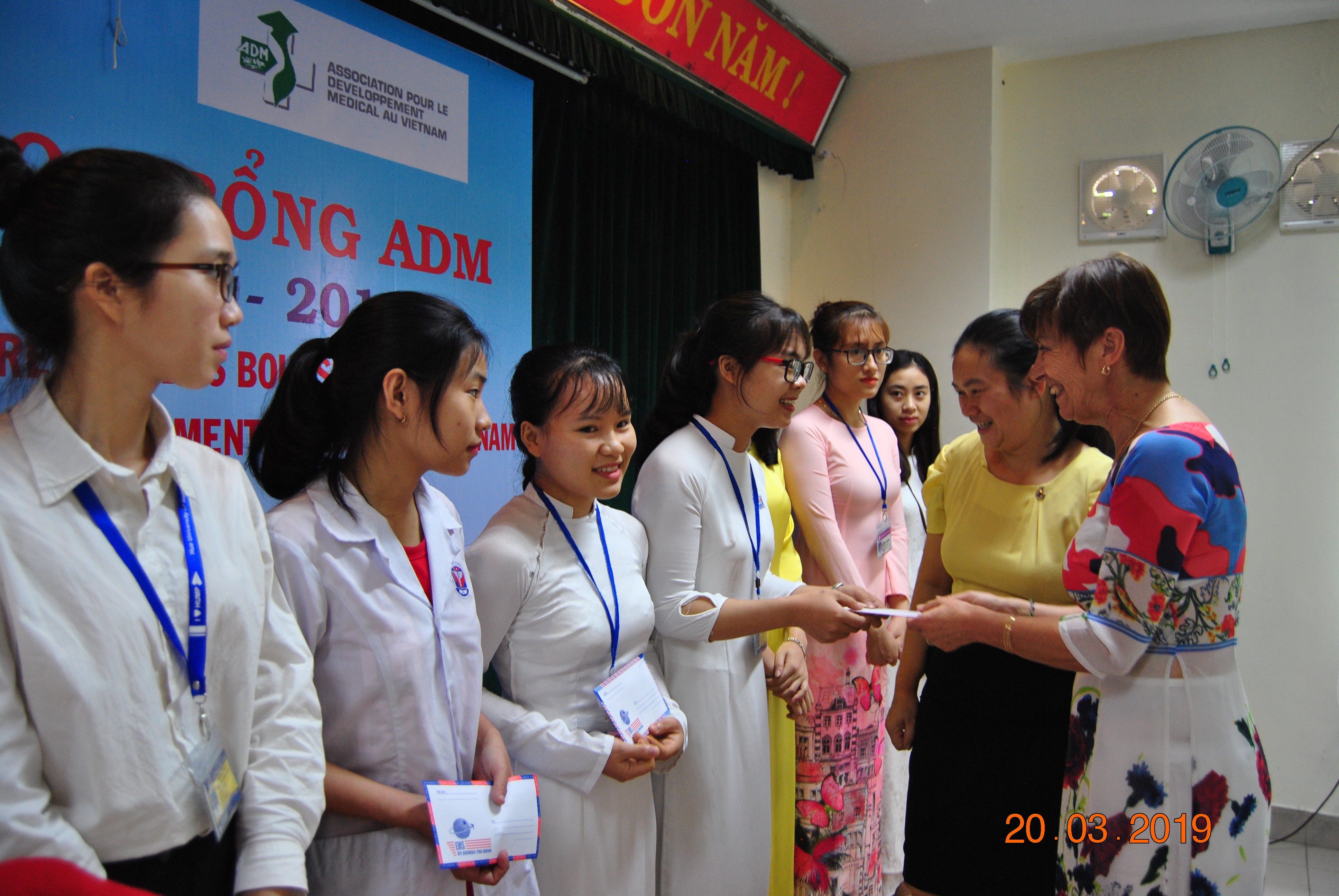 45 sinh viên được nhận học bổng ADM năm học 2018-2019