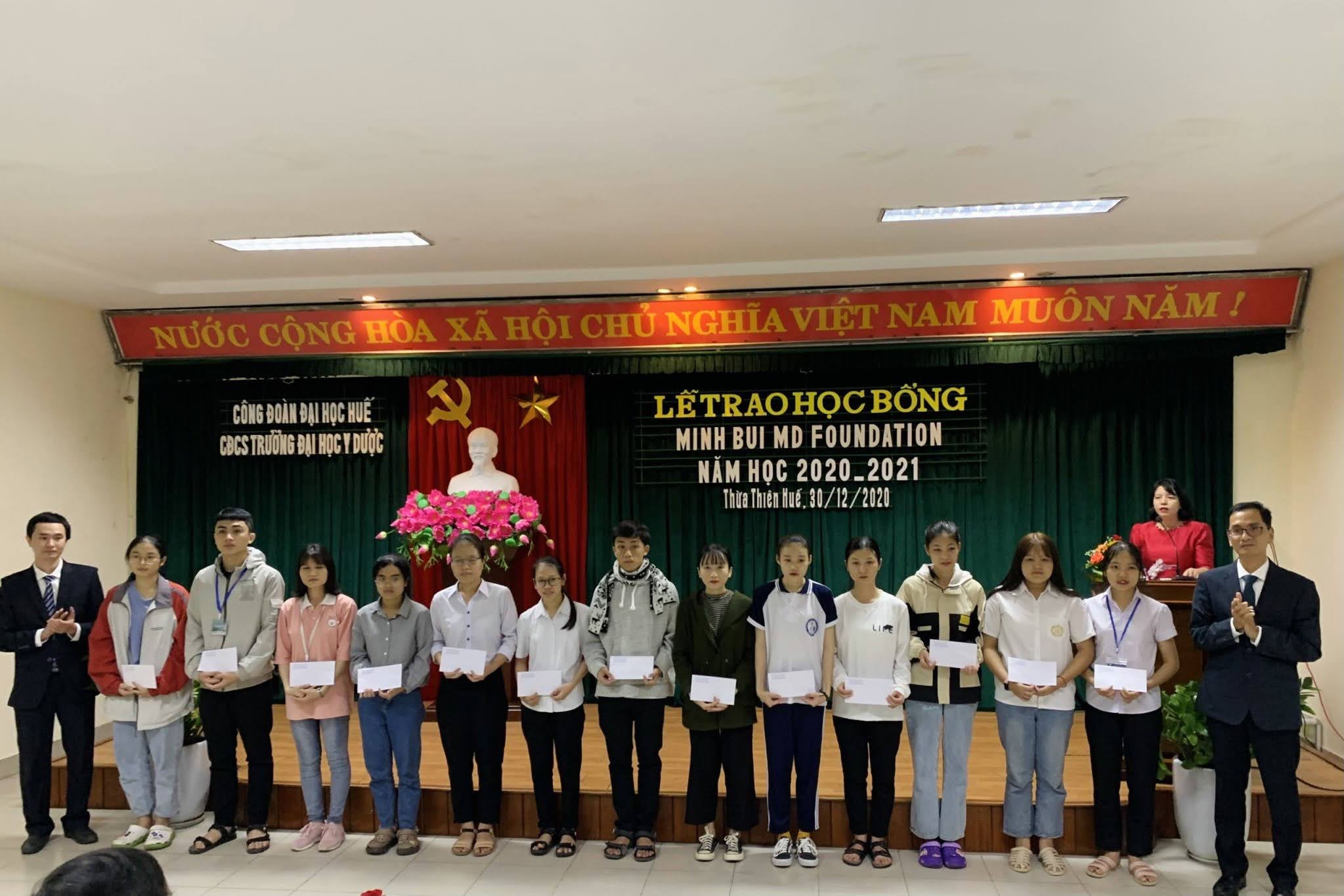 82 sinh viên được nhận học bổng Minh Bùi năm 2020