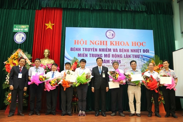 Hội nghị khoa học về bệnh truyền nhiễm và bệnh nhiệt đới miền Trung mở rộng năm 2018