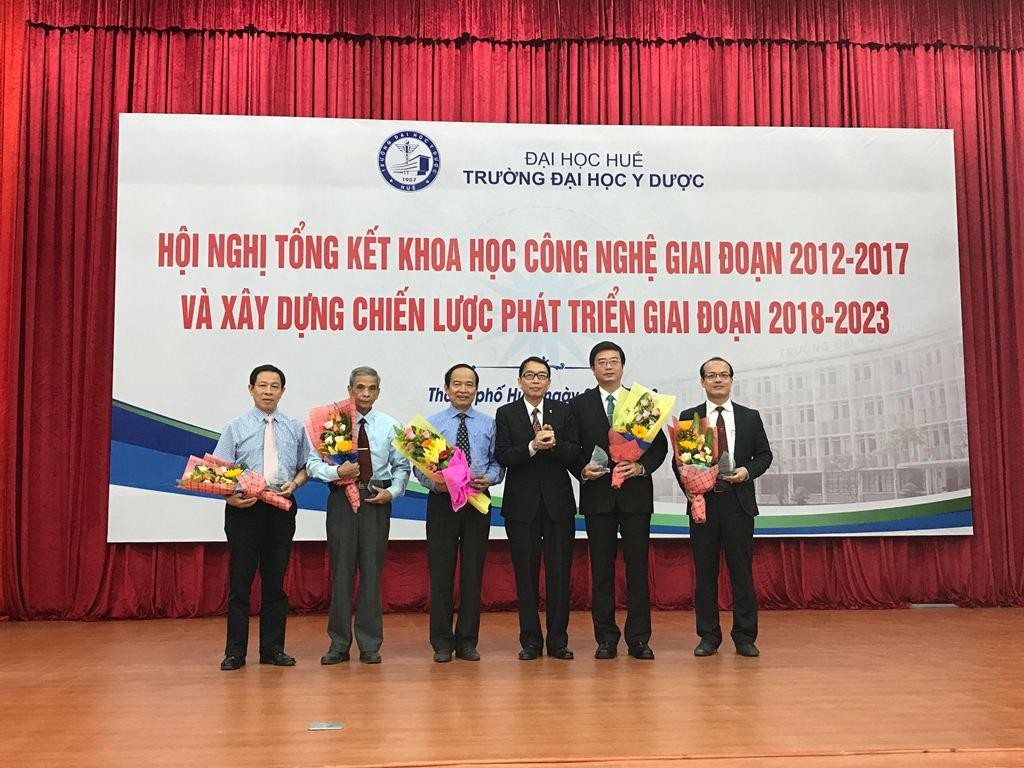 Hội nghị tổng kết Khoa học Công nghệ 2012 -2017 và xây dựng chiến lược phát triển giai đoạn 2018-2023