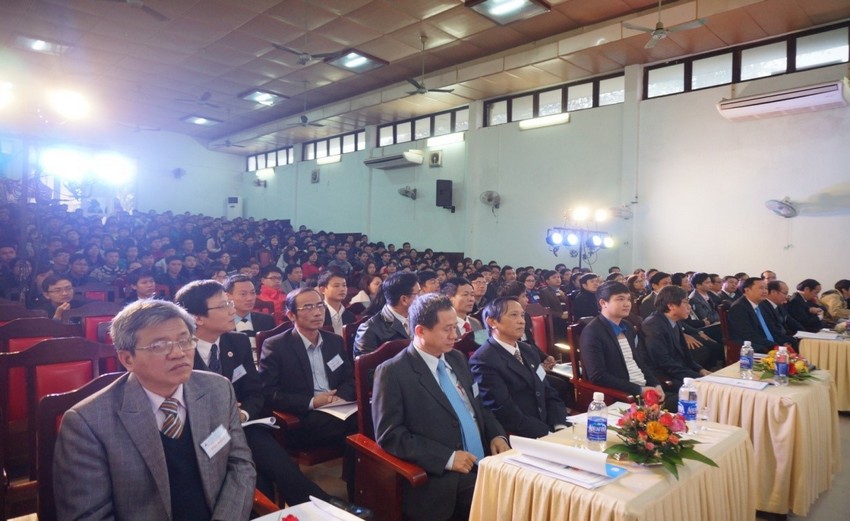 Đại hội Đại hội đại biểu Đoàn TNCS Hồ Chí Minh Trường Đại học Y Dược lần thứ XIII, nhiệm kỳ 2017-2019 diễn ra trong không khí sôi nổi.