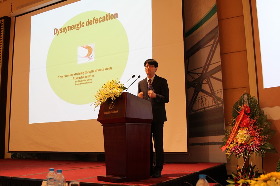 GS.TS Kyu Sung Chung, Hàn Quốc, báo cáo ở hội nghị